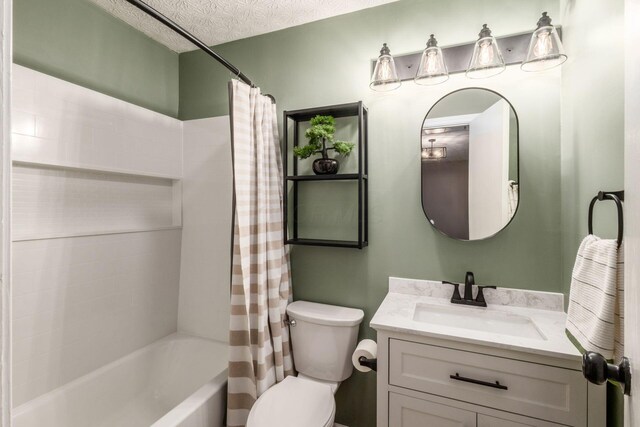 full bath featuring toilet, shower / bath combo, and vanity