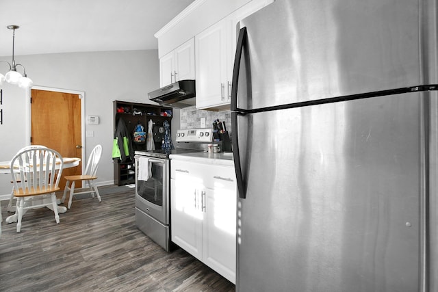 kitchen with stainless steel appliances, white cabinetry, backsplash, dark wood-type flooring, and under cabinet range hood