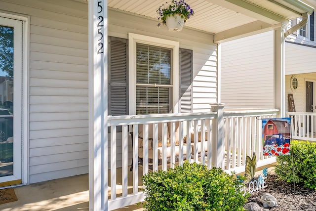 exterior space featuring a porch