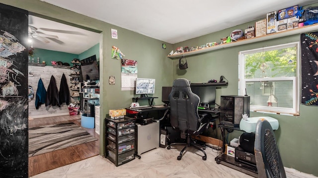 office area with ceiling fan