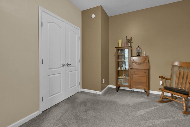 5914 Grant Run Estates Dr, Grove City, OH 43123 - living area with baseboards and carpet flooring