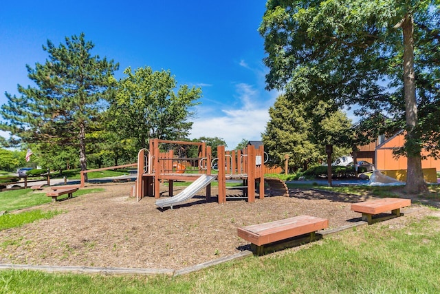 4917 Whistlewood Ln Unit 5, Westerville, OH 43081 - view of communal playground
