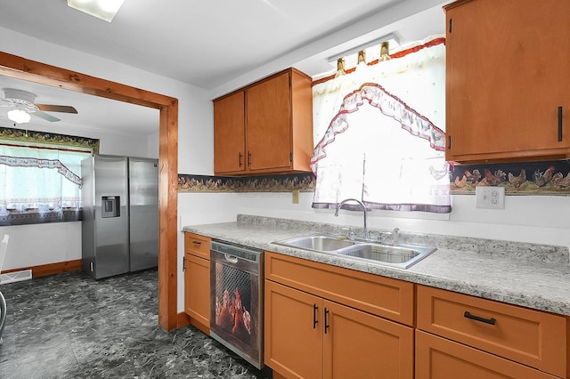 512 Henry St, Marion, OH 43302 - kitchen featuring a sink, light countertops, stainless steel appliances, and visible vents