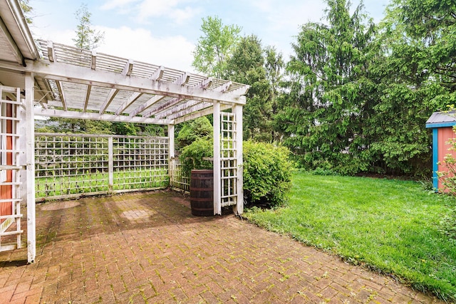 5308 Sharon Ave, Columbus, OH 43214 - view of grassy yard featuring a pergola and a patio area