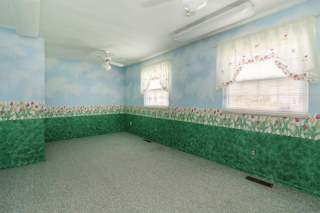 5308 Sharon Ave, Columbus, OH 43214 - carpeted spare room featuring ceiling fan and wallpapered walls