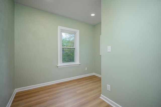 2513 Georgetown Ave, Toledo, OH 43613 - empty room featuring baseboards, recessed lighting, and light wood finished floors