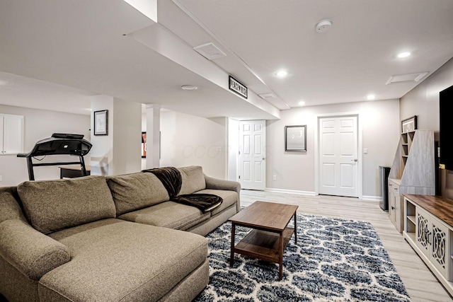 3622 Boathouse Dr, Hilliard, OH 43026 - living area with recessed lighting, baseboards, and light wood finished floors