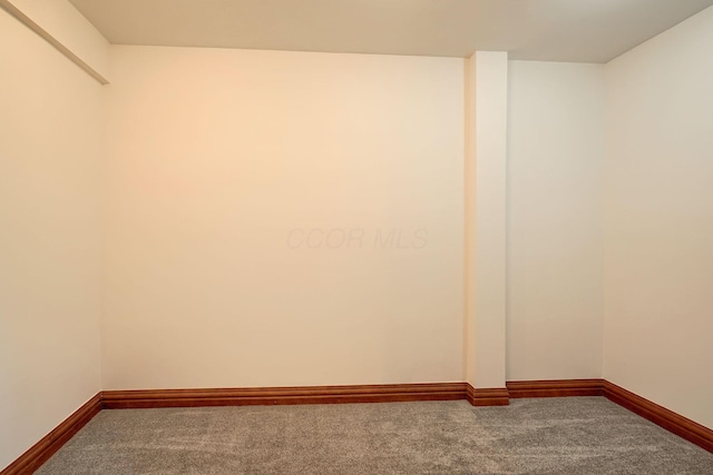2051 River Rd, Delaware, OH 43015 - unfurnished room featuring carpet and baseboards