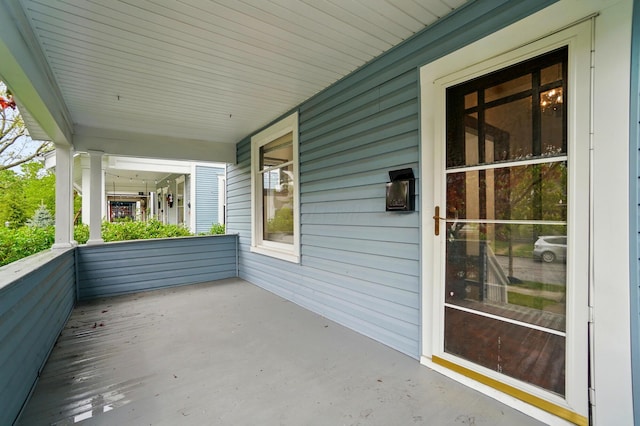 view of patio featuring covered porch