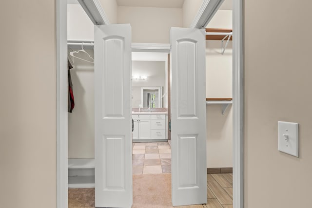 39403 State Route 689, Albany, OH 45710 - view of walk in closet