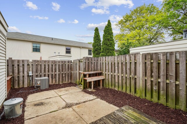 996 Chatham Ln Unit E, Columbus, OH 43221 - photo 16
