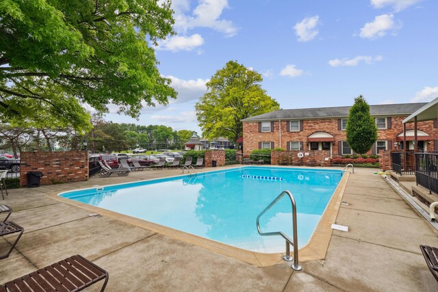 996 Chatham Ln Unit E, Columbus, OH 43221 - photo 28