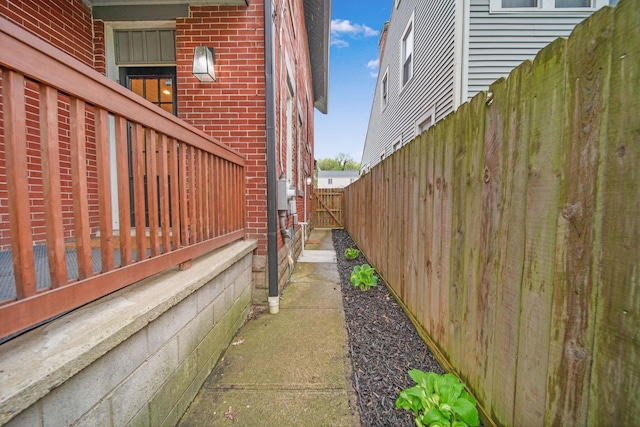618 Berkeley Rd, Columbus, OH 43205 - view of side of home featuring brick siding and fence