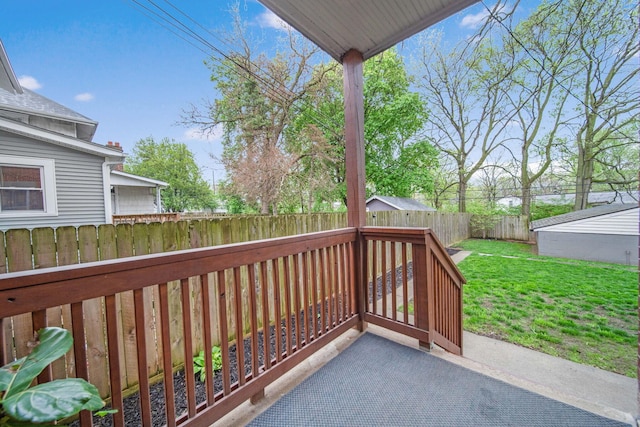 618 Berkeley Rd, Columbus, OH 43205 - view of patio / terrace