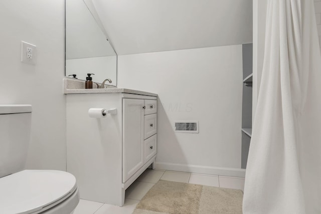 603 S James Rd, Columbus, OH 43213 - bathroom with visible vents, tile patterned flooring, toilet, and vanity