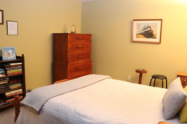 10160 Wellington Dr, Pickerington, OH 43147 - bedroom featuring carpet