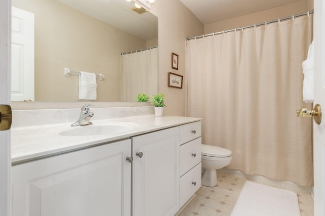 full bath featuring vanity, visible vents, curtained shower, toilet, and tile patterned floors