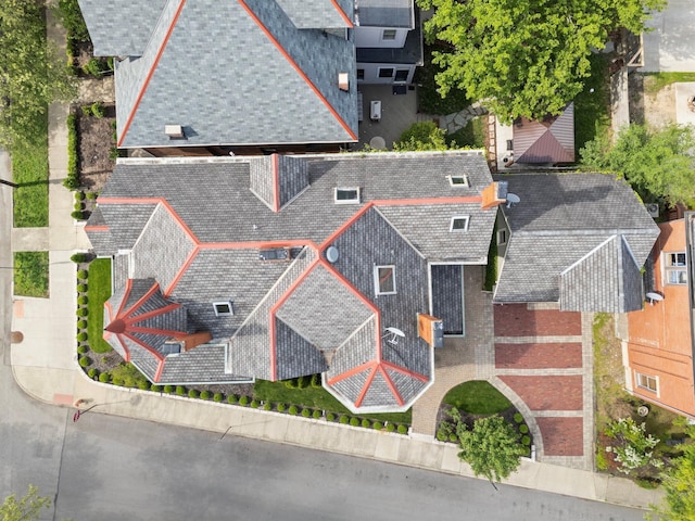 884 Neil Ave, Columbus, OH 43215 - aerial view of property and surrounding area featuring property parcel outlined