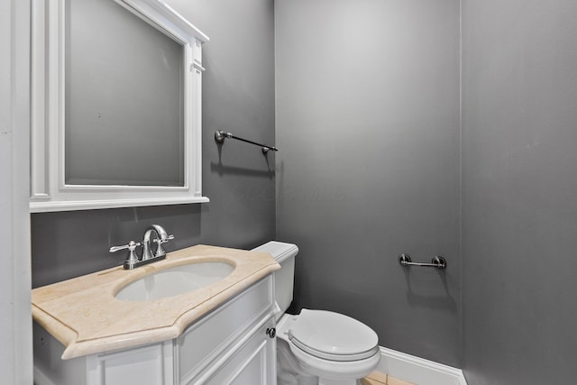 884 Neil Ave, Columbus, OH 43215 - bathroom featuring toilet and vanity