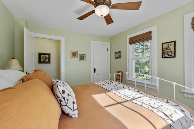 47 Richards Rd, Columbus, OH 43214 - bedroom featuring a ceiling fan