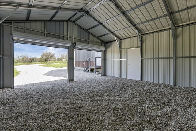 7435 Baltimore Somerset Rd NE, Thornville, OH 43076 - garage with metal wall