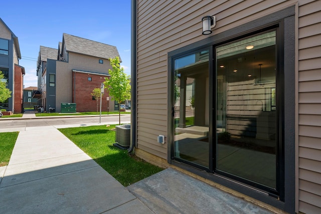 view of exterior entry