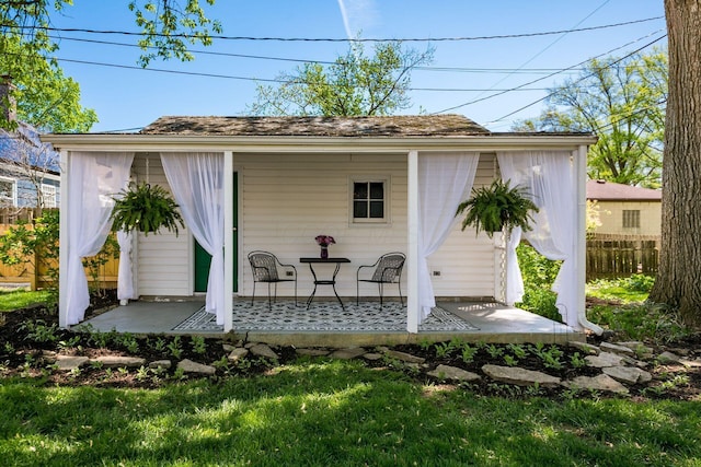 439 Chatham Rd, Columbus, OH 43214 - view of outbuilding featuring fence