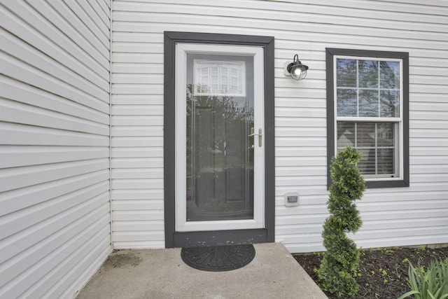 347 Wyncroft Ct, Pataskala, OH 43062 - view of property entrance