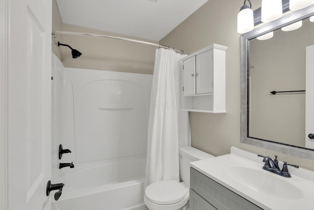 347 Wyncroft Ct, Pataskala, OH 43062 - full bath with vanity, shower / bathtub combination with curtain, and toilet