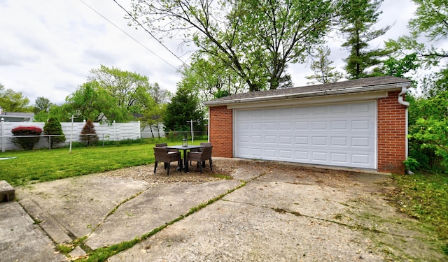 4589 Annhurst Rd, Columbus, OH 43228 - view of detached garage