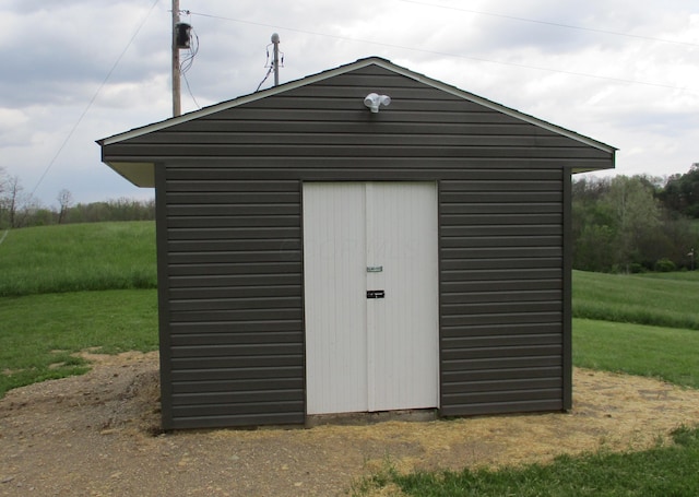 view of outbuilding with an outbuilding