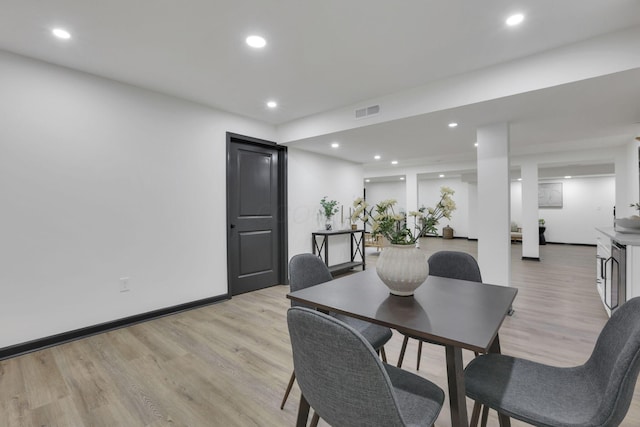 845 Mcnaughten Rd, Columbus, OH 43213 - dining area with recessed lighting, baseboards, visible vents, and light wood finished floors