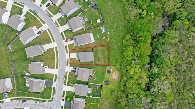 5837 Mouzon Dr, Columbus, OH 43232 - drone / aerial view