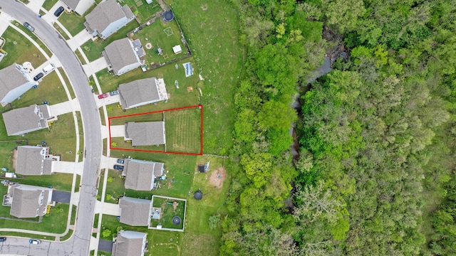 5837 Mouzon Dr, Columbus, OH 43232 - drone / aerial view