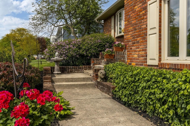 4522 Crompton Dr, Columbus, OH 43220 - view of yard