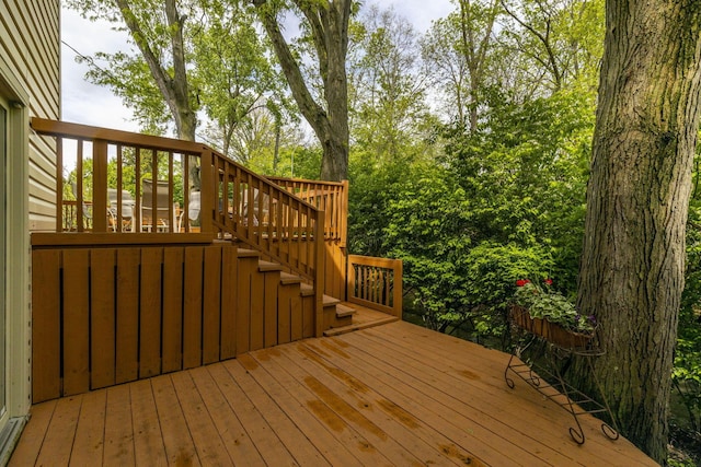 4522 Crompton Dr, Columbus, OH 43220 - wooden deck featuring stairway