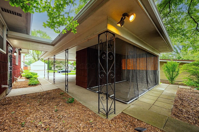 125 S Hamilton Rd, Columbus, OH 43230 - view of side of property featuring an outbuilding