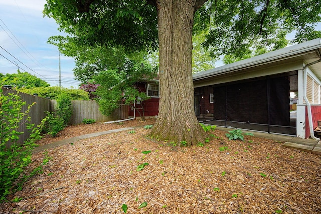 125 S Hamilton Rd, Columbus, OH 43230 - view of yard with a sunroom