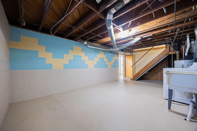 125 S Hamilton Rd, Columbus, OH 43230 - unfinished below grade area featuring concrete block wall and a sink