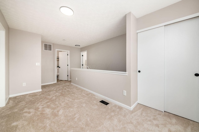 3141 Amberfield Dr, Columbus, OH 43232 - interior space featuring visible vents and baseboards