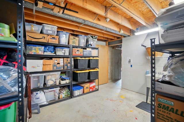 9127 Red Cedar Dr, West Chester, OH 45069 - view of storage