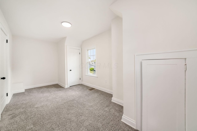 86 Hiawatha Ave, Westerville, OH 43081 - carpeted empty room with baseboards and visible vents