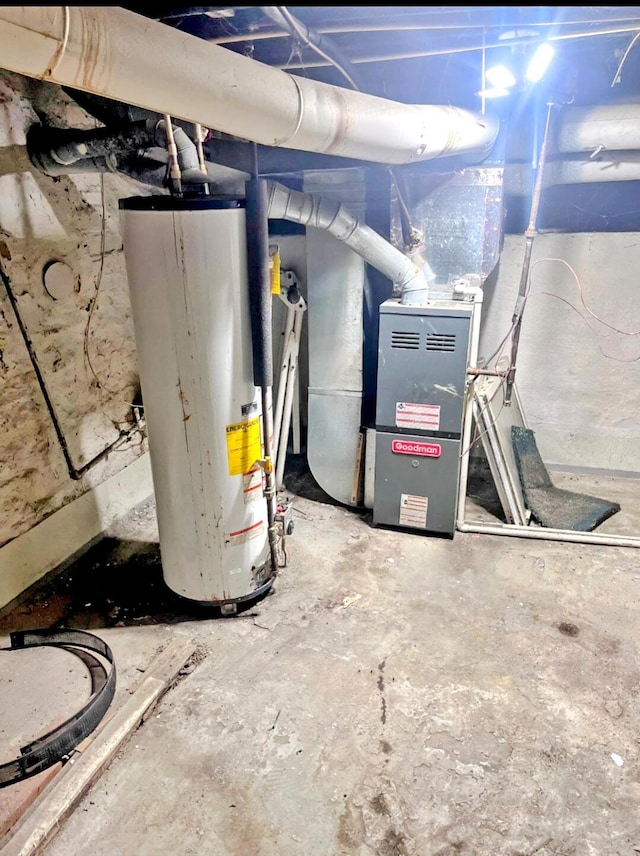 605 S 22nd St, Columbus, OH 43205 - utility room with gas water heater
