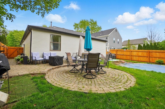 4969 Shannonbrook Dr, Columbus, OH 43221 - rear view of property with a yard, a gate, a fenced backyard, and a patio area