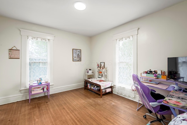 6 Town St, Pataskala, OH 43062 - office space with wood finished floors and baseboards
