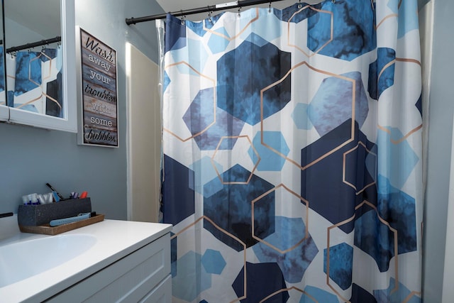 126 W S St, Hillsboro, OH 45133 - bathroom featuring vanity and curtained shower
