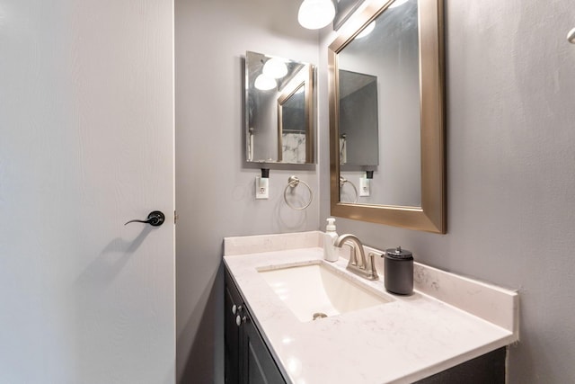 9137 Parkpoint Ln, Lewis Center, OH 43035 - bathroom featuring vanity