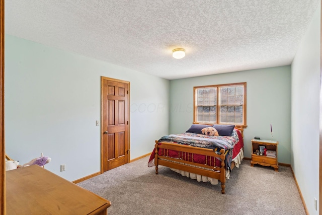 125 W Woodmere Dr, Tiffin, OH 44883 - bedroom featuring baseboards and carpet