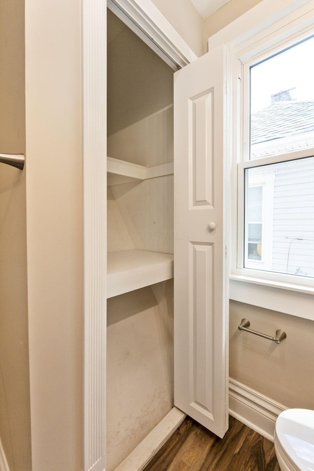 61 Dakota Ave, Columbus, OH 43222 - view of closet