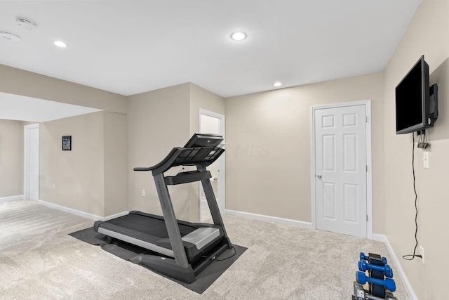 2543 Kemperwood Dr, Blacklick, OH 43004 - workout room featuring carpet flooring, baseboards, and recessed lighting